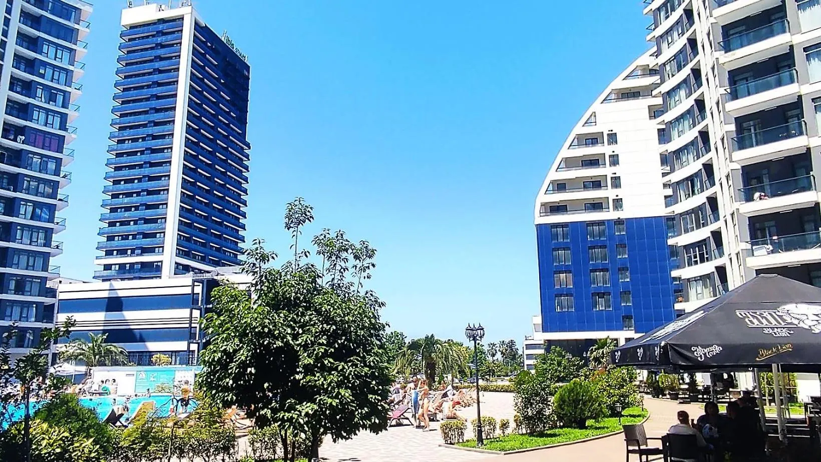 White Sails Top Beachfront Apartment  Batumi